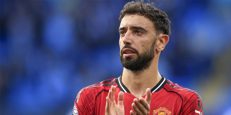 Fernandes bác bỏ tin đồn từ chối núi tiền ở Saudi Arabia vì mục tiêu đá World Cup 2 Fernandes luôn muốn cống hiến cho MU